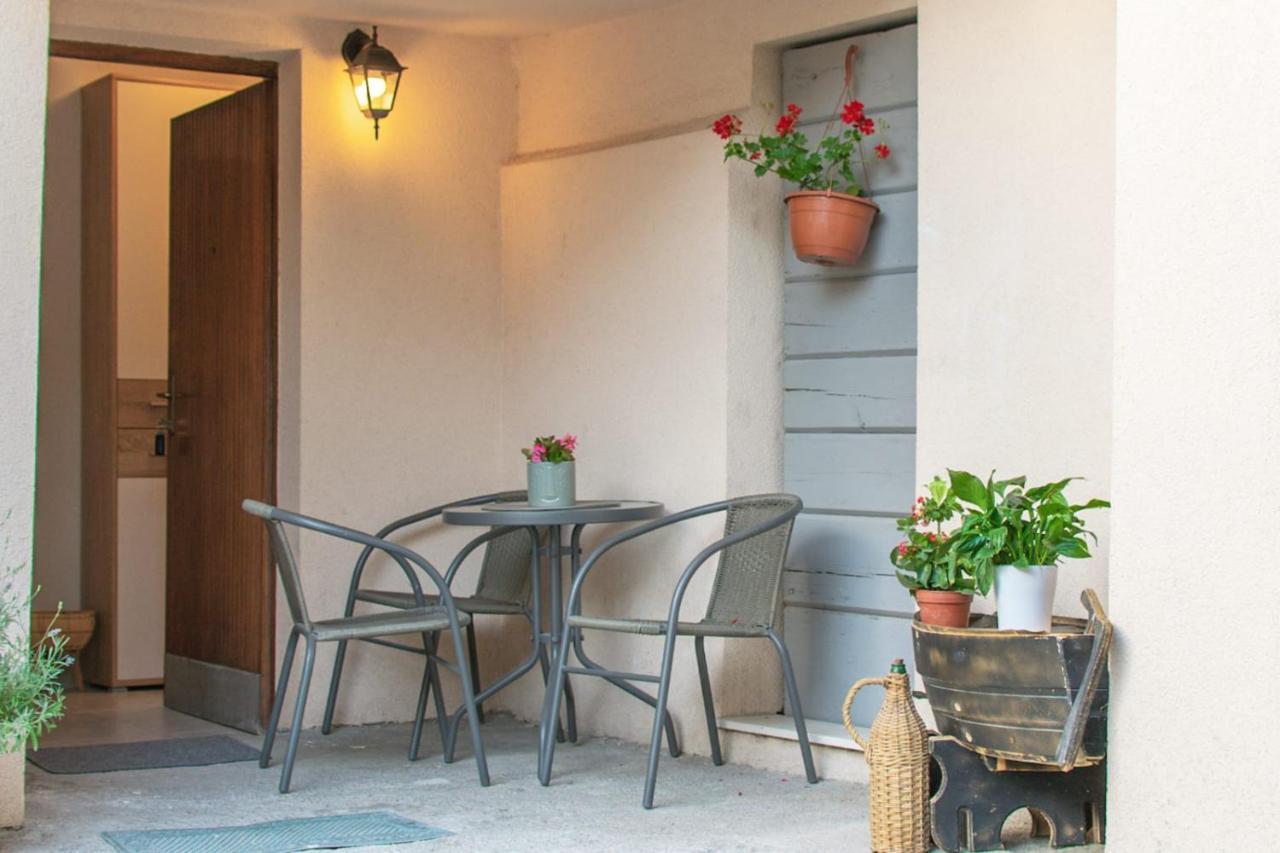 Apartman Karmen Kaštela Eksteriør bilde